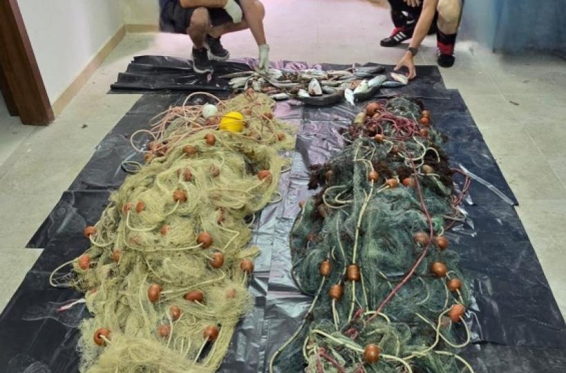 Bisceglie, pesca illegale: sequestrati 10 kg di pesce e 130 metri di reti. Multa da 2mila euro