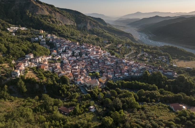 San Costantino Albanese diventa «Il borgo dei suoni» con la Scuola Internazionale di Etnografia Audiovisuale