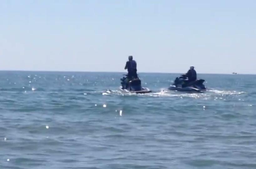 Acquascooter polizia per controllo coste Salento