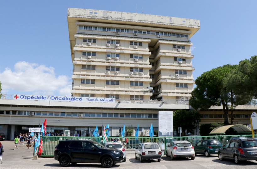«Mi dovete pagare un caffè, così non avete problemi»: a Taranto le estorsioni anche sul cantiere dell'ospedale