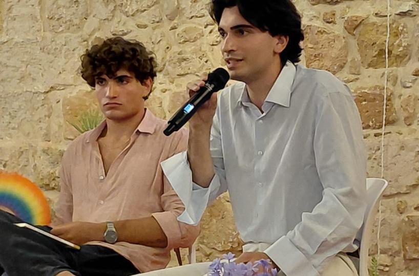 Brindisi, ritrovata la Fiat Panda rubata agli attivisti in città per presentare raccolta di poesie su Gaza