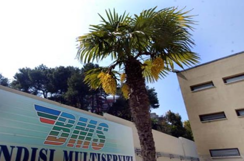 Dipendente Multiservizi Brindisi minacciata, ma il sindaco non informò Palasciano