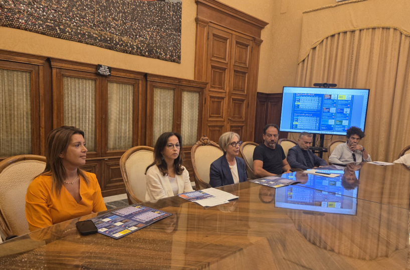 Rifiuti, a Bari parte la raccolta porta-a-porta per i locali e i commercianti