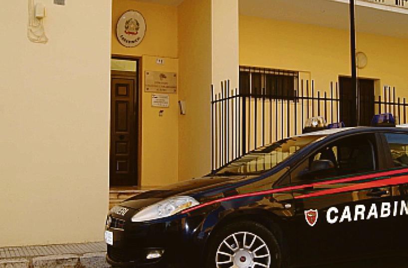 Aggredisce vicino di casa 78enne, arrestato 43enne ad Alezio: anziano in coma