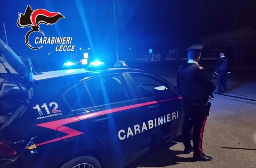 Notte di San Lorenzo da incubo: baby gang armata assalta ragazzi in spiaggia a Casalabate