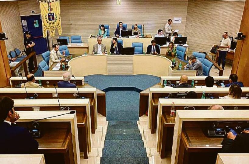 Appalti e servizi municipali, Potenza come Napoli e Firenze: il Comune introduce il salario minimo