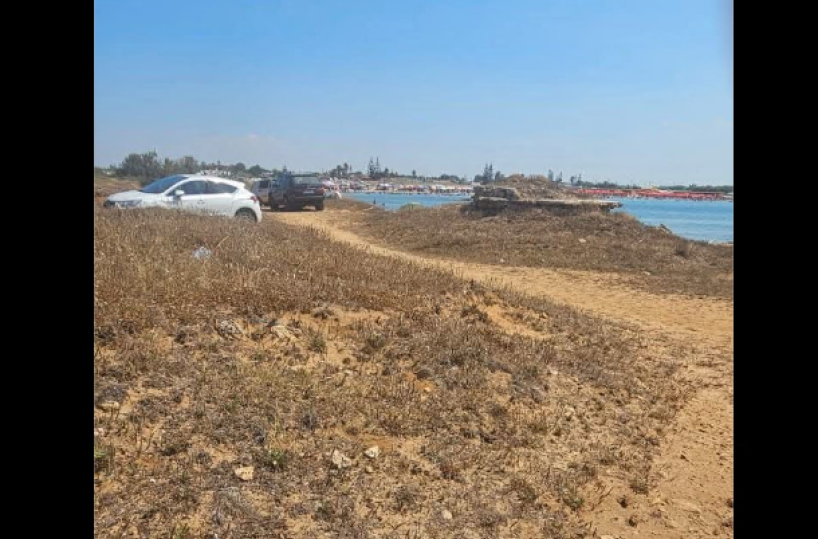 Serrone terra di nessuno, piena di rifiuti e auto abbandonate: l'esposto di alcuni cittadini