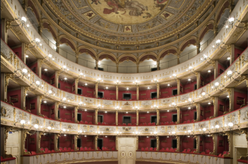 Barletta, al teatro Curci nuovo look da 1,9 milioni