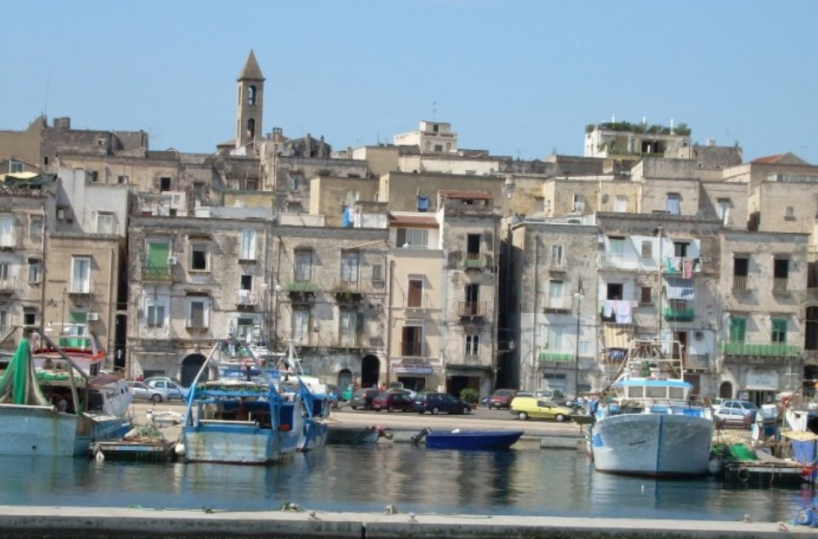 Ponte girevole e waterfront: tutti i cantieri nella città vecchia per la riqualificazione urbana di Taranto