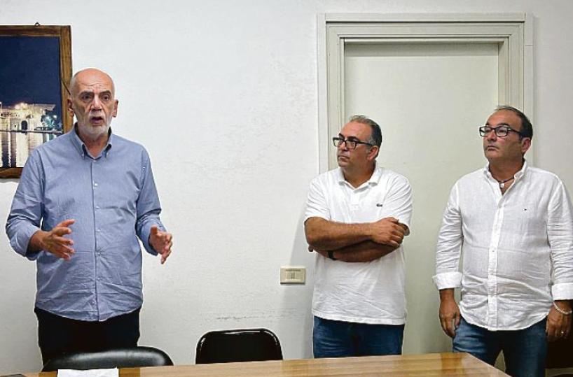 «Togliere il treno Frecciarossa è un nuovo schiaffo a Taranto: da qui solo 3 treni per Milano, da Bari 15»