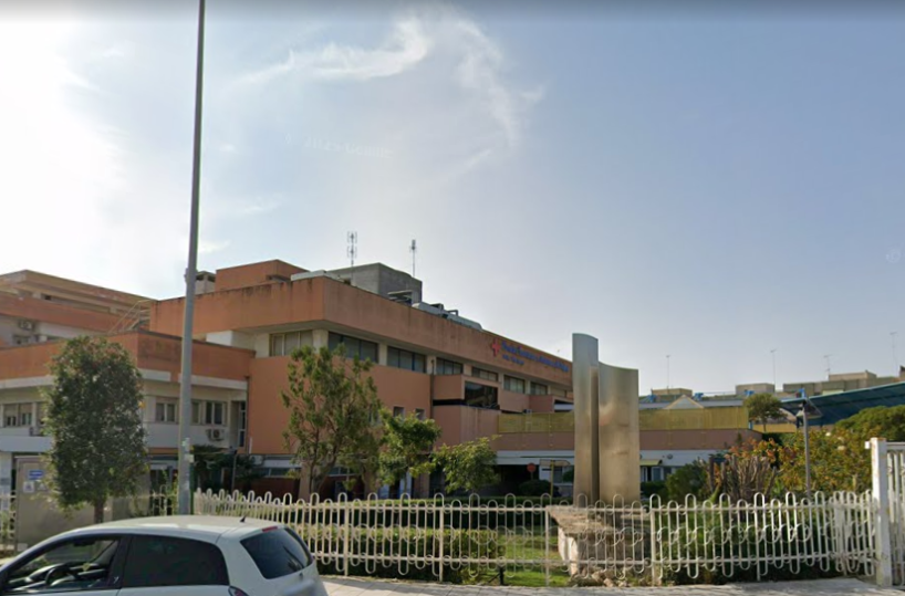 Massafra, tubo di gas tranciato per errore durante i lavori: evacuato presidio Asl