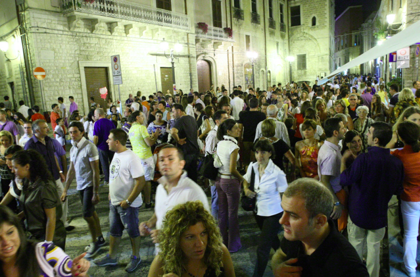 Per i giovani pugliesi e lucani la politica «non esiste»