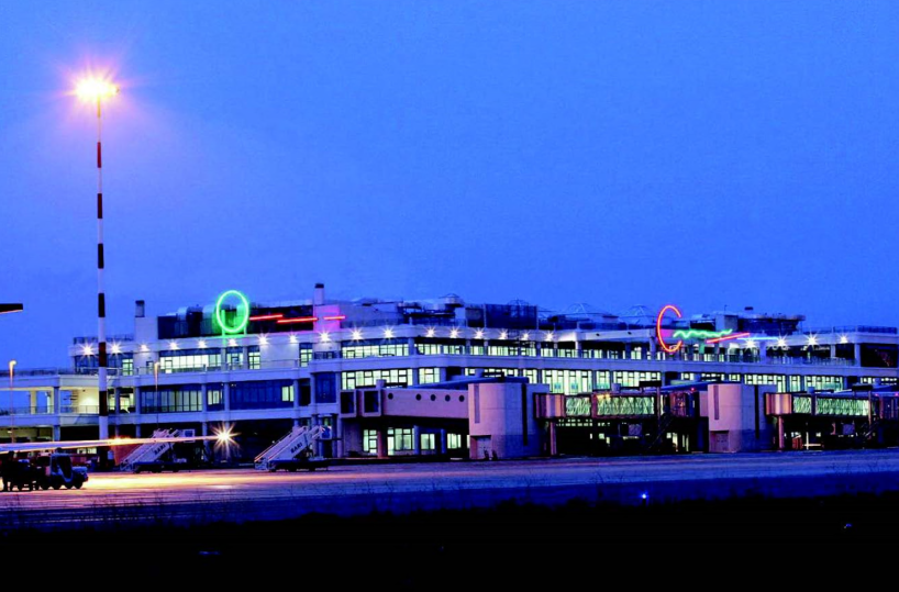 Nuovi uffici per Aeroporti di Puglia: lo scalo di Bari vola alto