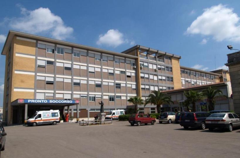 Da Gaza a Scorrano: arrivati nel Salento quattro bambini e una donna palestinesi per cure mediche urgenti