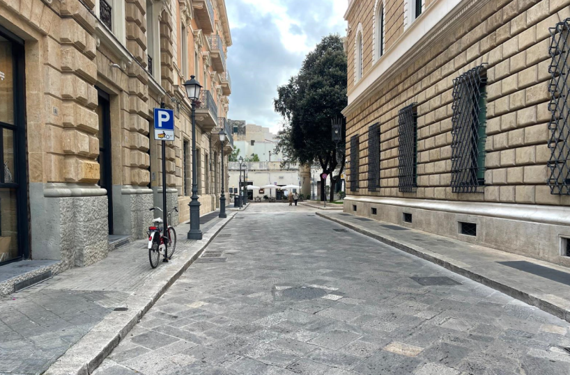 Cantieri nel centro storico a Lecce: salvo il Natale dei negozi