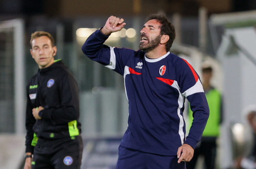 Bari, Caserta guarda oltre: «Dobbiamo provare a giocare senza paura»