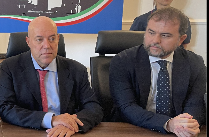 Bari, l'inchiesta sui voti mafiosi: «Toccati gangli importanti»