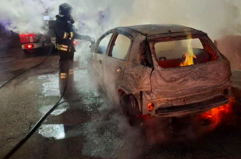 A Ruffano furto nel bar dell’area di servizi,  in fiamme l’auto forse usata dai ladri