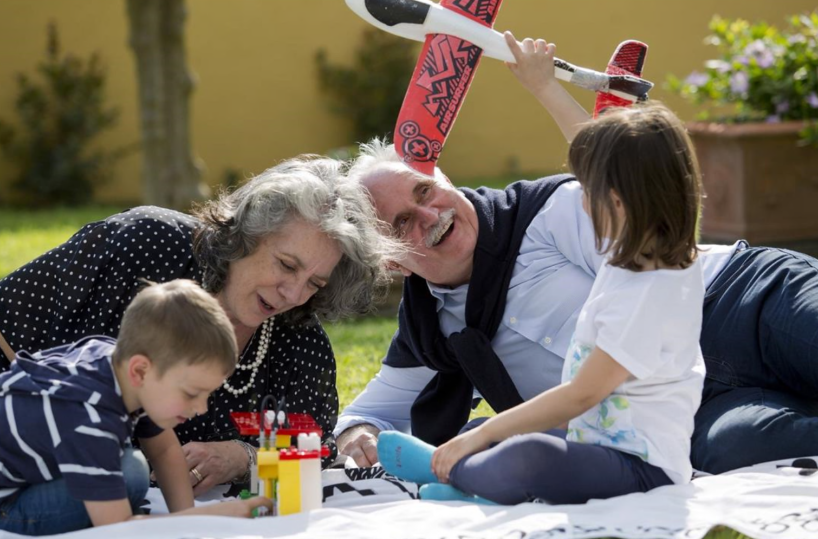 Viva le donne, i nonni e pure le... antifone