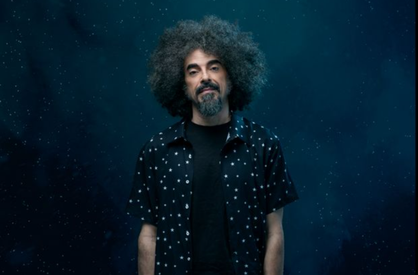 Caparezza, fuori il singolo «Io sono il viaggio»: dal 31 ottobre il nuovo disco, tutto il calendario dei firmacopie