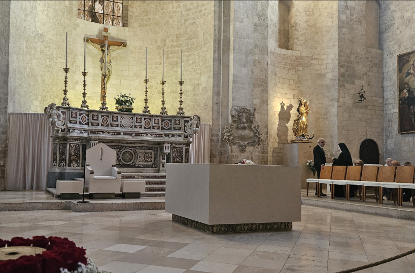 Bitonto, l’italo-americano Chirico dona l’altare alla Cattedrale