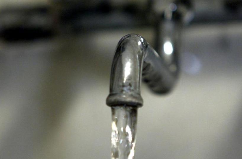 «Puglia in emergenza idrica», scatta il piano della Regione: «Priorità assoluta all'uso potabile»