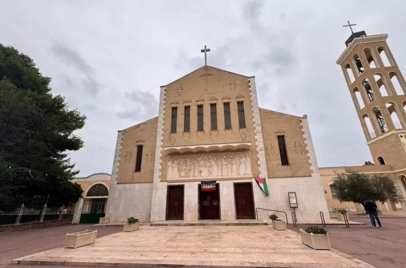Furti in parrocchia a Trinitapoli, rubano le offerte dei fedeli. Padre Francesco: «Non chiuderò la chiesa»