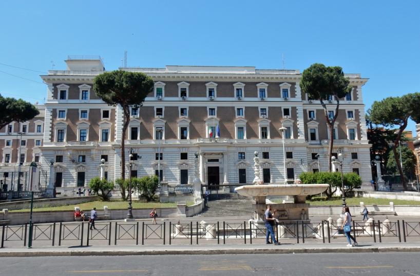 Lavori post sisma Centro-Italia e per Milano-Cortina, interdittive per 16 imprese sospette: colpite anche 9 aziende del Foggiano