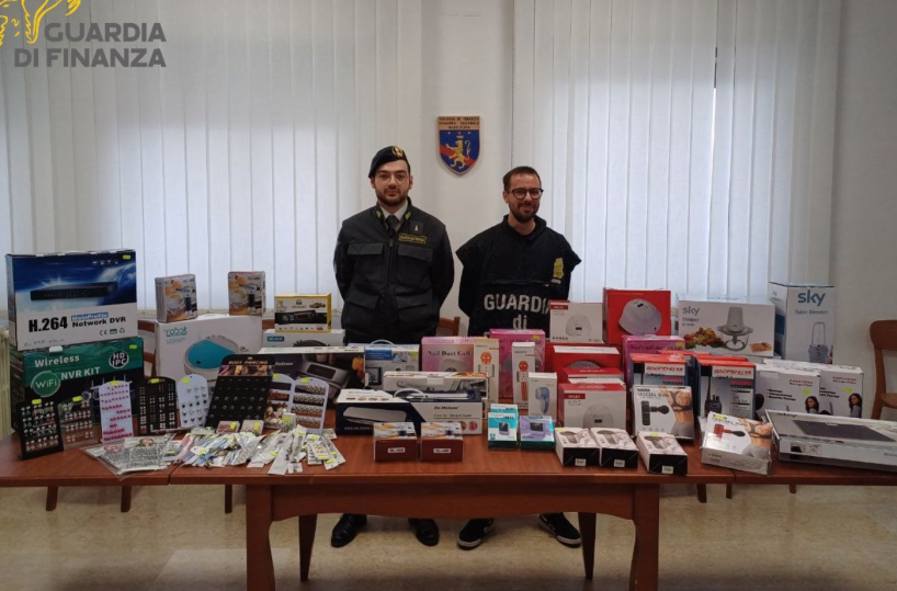 Giocattoli «non sicuri» sequestrati dalla Gdf a Potenza e provincia