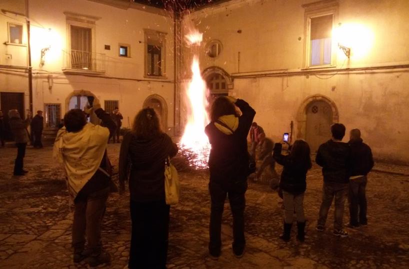 Anthony e Brittany, dagli USA in Puglia: «Ci sposiamo a Orsara e ci godiamo le Fucacoste»