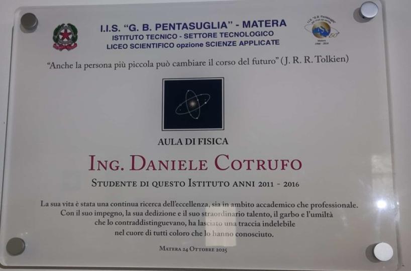 Matera, intitolata a Daniele Cotrufo l’aula di fisica del «Pentasuglia»