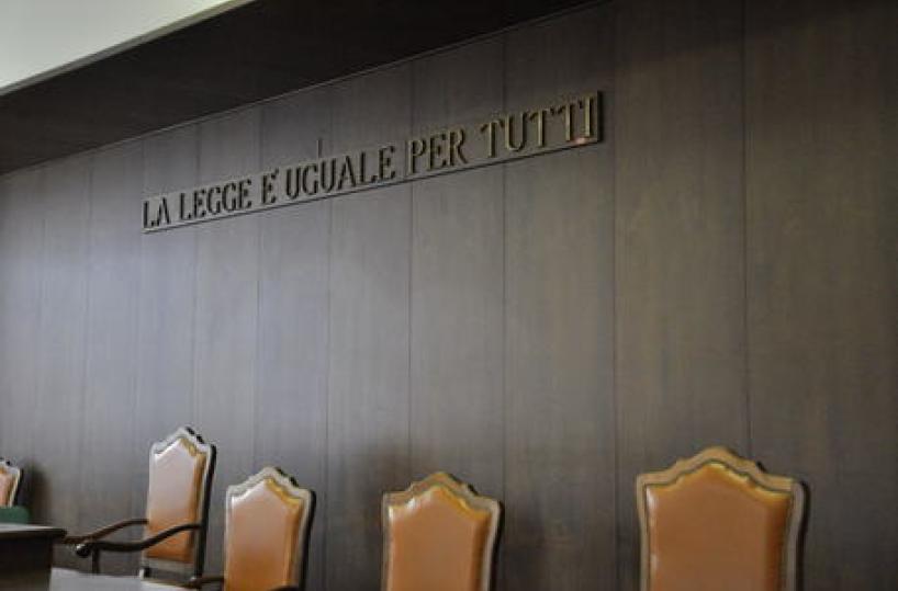 Brindisi, chiesero pizzo da 200mila all’imprenditore: inflitti 58 anni di carcere