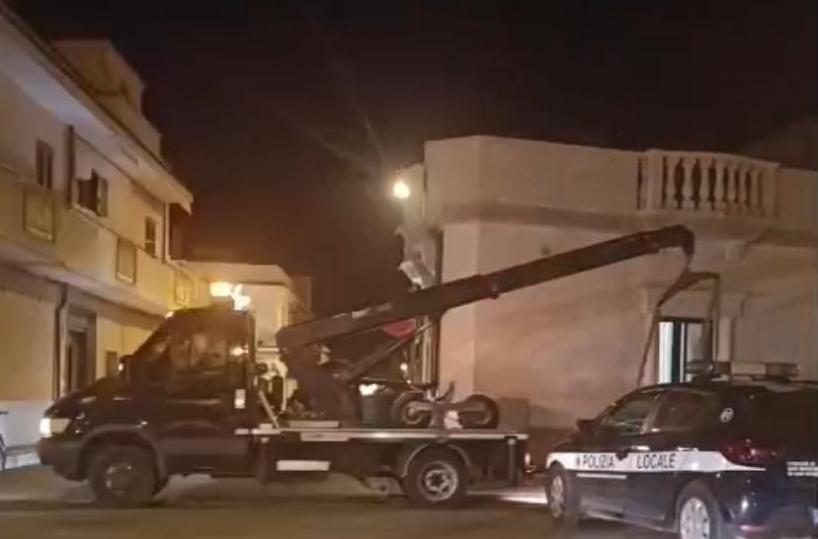 Tragedia a San Marzano di San Giuseppe: 17enne in moto morto sul colpo, ferito un altro minore
