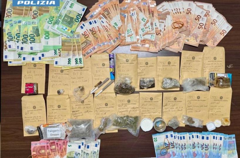 Nardò, andava in giro con la droga e oltre 10.500 euro nello zaino: arrestato 34enne