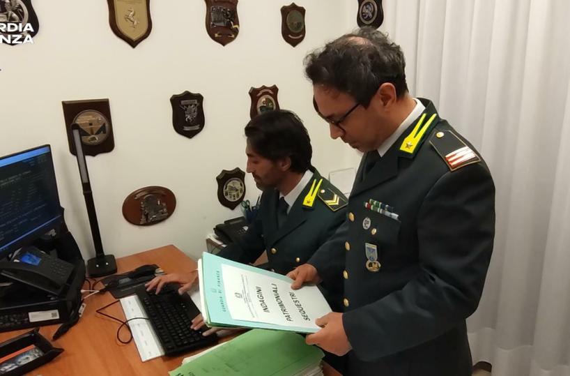 Andria, accusato di stalking viola norme patrimonio: sequestrata attività di rivendita auto