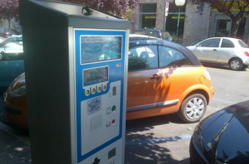 Lecce, entro fine anno la gara per i parcometri smart