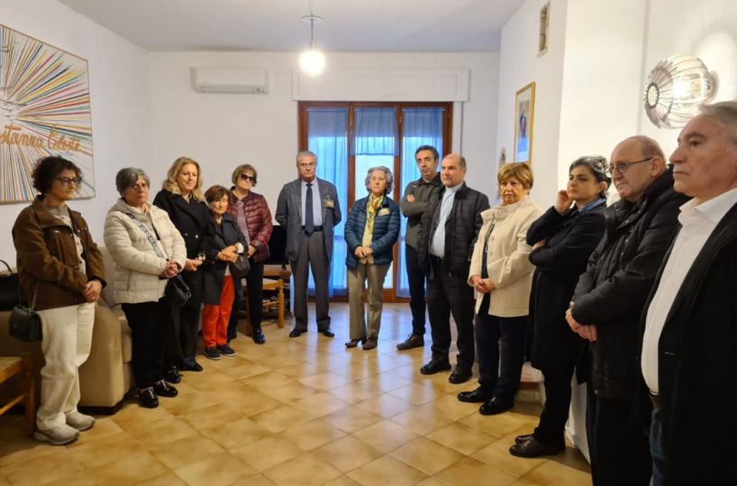 Matera, l'Arcivescovo Benoni Ambarus in visita alla Casa di Celeste: «Il vero miracolo è la solidarietà che fa rinascere la speranza»