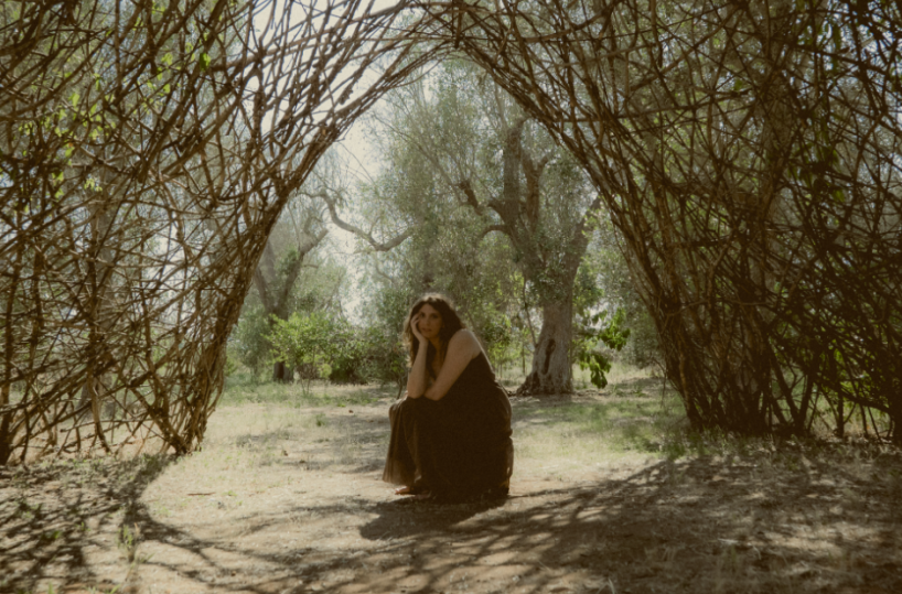 «Caldo Cotone», Marea si confida con il suo pianoforte