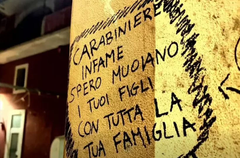 «Carabiniere infame», a Sava spuntano le scritte contro l'arma: indagini in corso