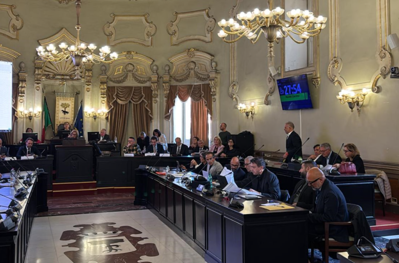 Lecce, il referendum sul filobus in attesa dell’ultimo voto: si attende solo  il via libera del Consiglio