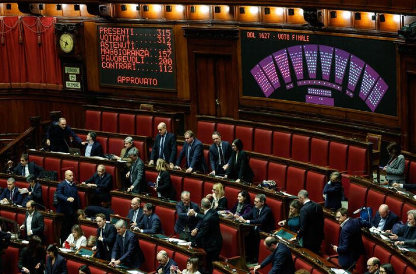 L'editoriale di Bruno Vespa: «Ora è il tempo del rigore, ma nella prossima manovra servono misure tangibili»