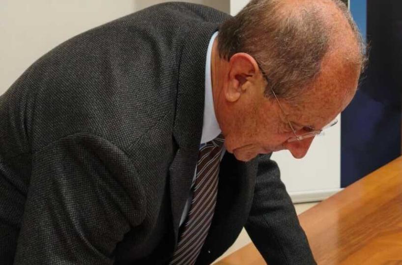 Da Monopoli a Molfetta presentazioni del libro del professor Schittulli