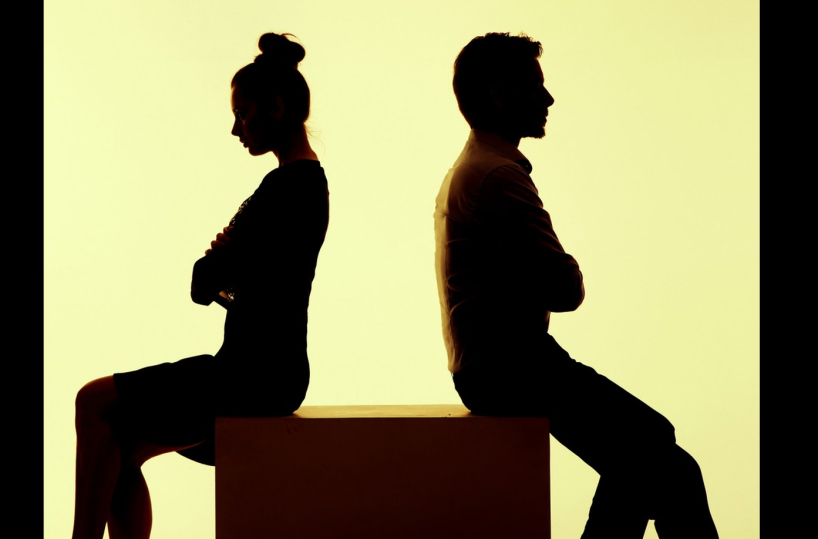 La gente si lascia, si piglia, si riprende