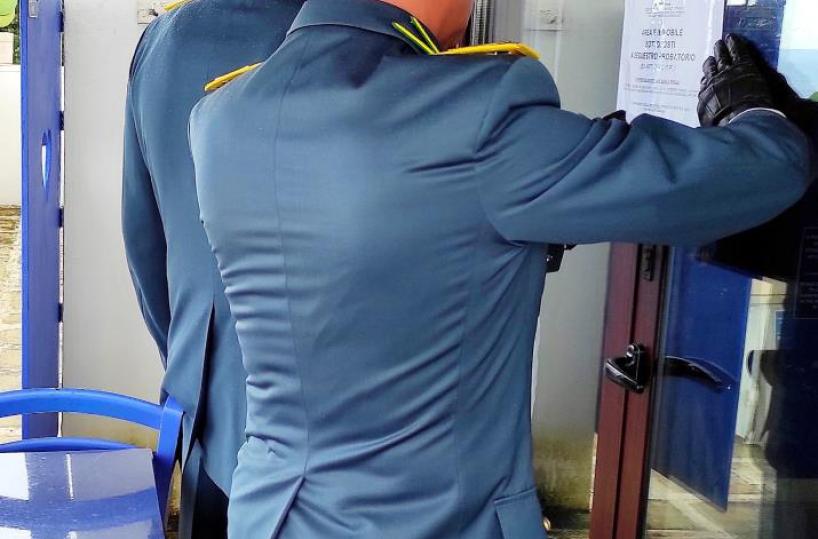 Scoperta struttura turistica abusiva da sogno a Tricase, peccato sia illegale: sequestrati 3.100 mq sul mare