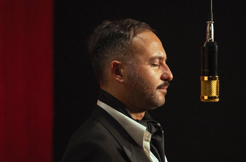 «Film», Fraskèt esplora il confine tra vita reale e sogno, tra emozioni e momenti osservati come al cinema