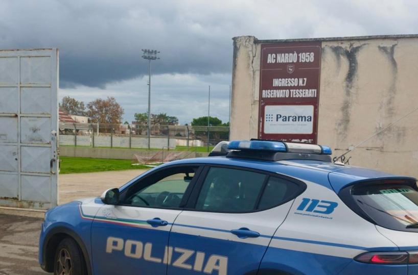 Nardò, accendono fumogeni allo stadio: tre tifosi colpiti da DASPO