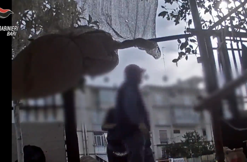 Bari, scacco al clan Strisciuglio nel quartiere San Paolo: maxi-operazione dei carabinieri