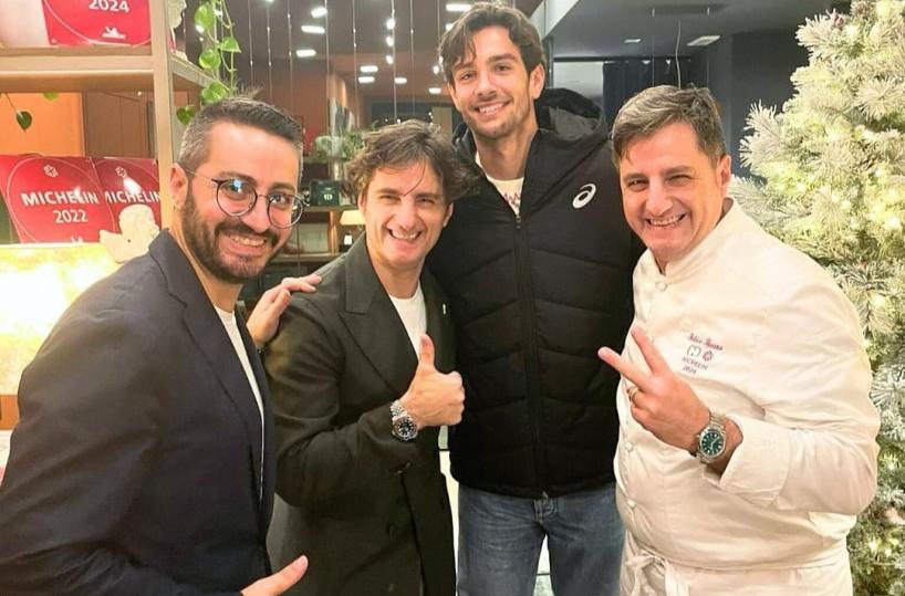 Tennis, Lorenzo Musetti fa pausa in Puglia: l'atleta a sorpresa a Trani 