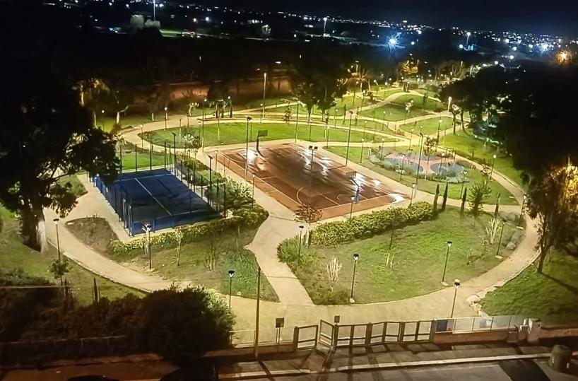 Bari, il Parco Annoscia illuminato e accessibile anche di sera