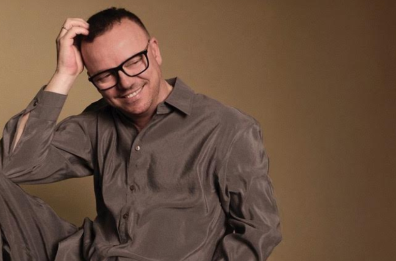 Gigi D’Alessio incontra il pubblico a Molfetta: al Gran Shopping l’unica tappa pugliese del firmacopie di «Nuje»